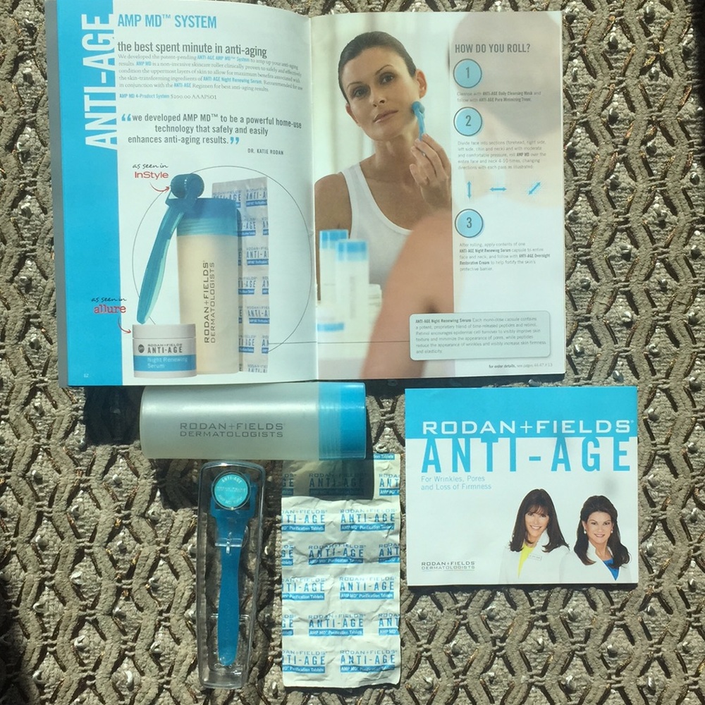 RODAN & FIELDS AMP MD SKIN CARE ROLLER